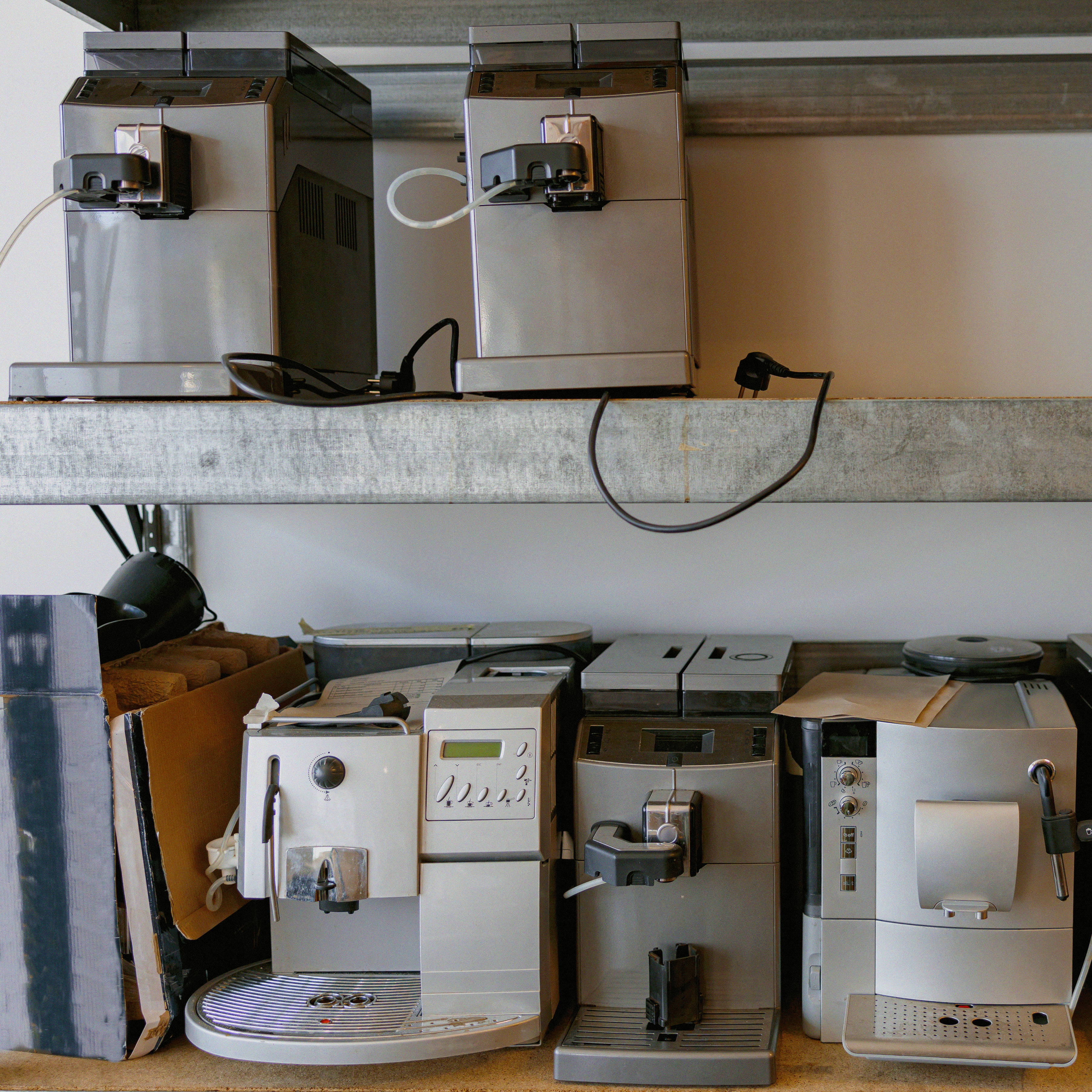 DE-MYSTIFYING THE MACHINES